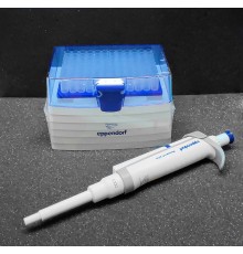 Пипет-дозатор Eppendorf Research Plus, 100-1000 мкл (Артикул 3120000062)